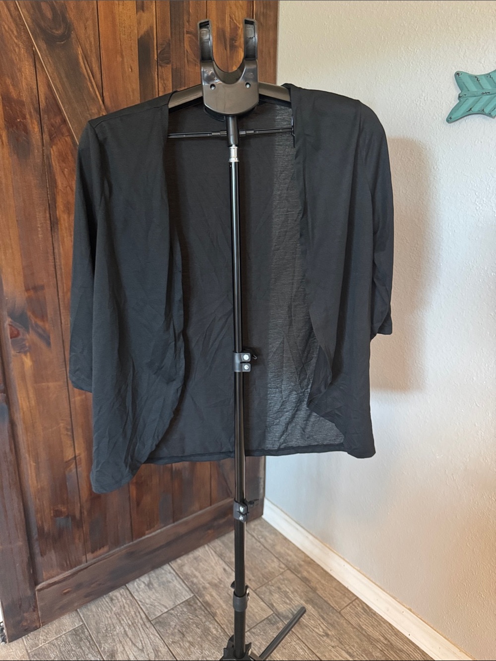 SHEIN Black Open-Front Lightweight Blazer